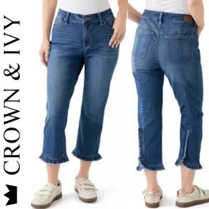 Crown and Ivy Camila wash high rise cropped jeans
